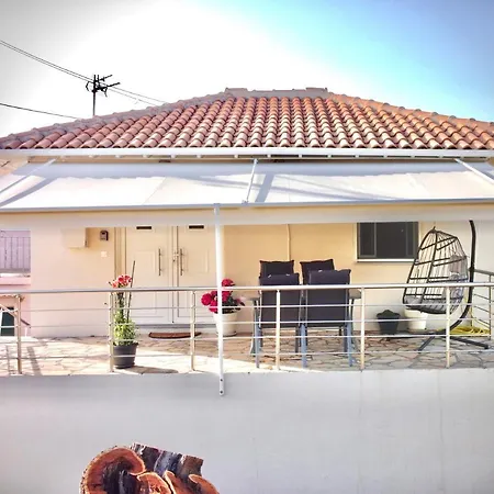 Woodhome * Kalamítsi