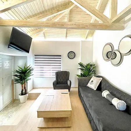 Βίλα Woodhome *