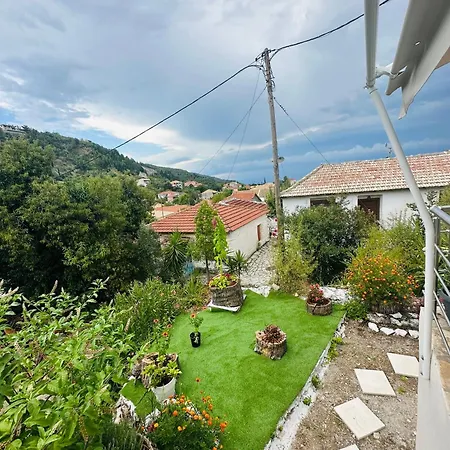 Woodhome Villa Kalamitsi (Lefkada)