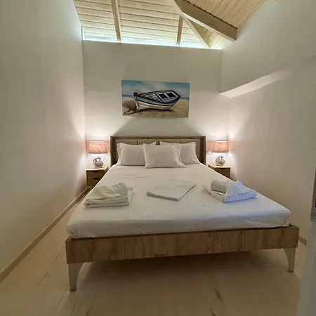 Woodhome Kalamítsi